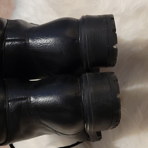 L.L. Bean Boots, NEW! - Picture 4 of 5